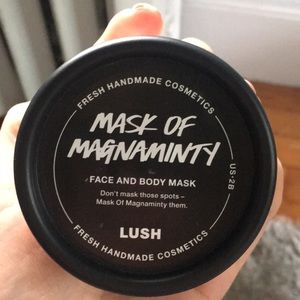 Lush mask of magnaminty